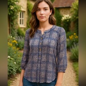 Anthropologie Akemi  +Kin Top Women’s  Purple Blue Floral ¾ Sleeves  Blouse XS